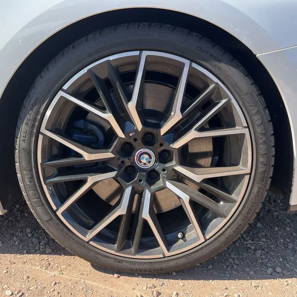 2023 BMW 8-Series M850xi