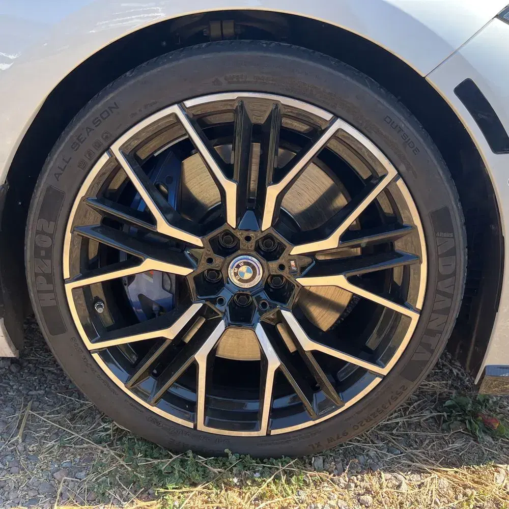 2023 BMW 8-Series M850xi