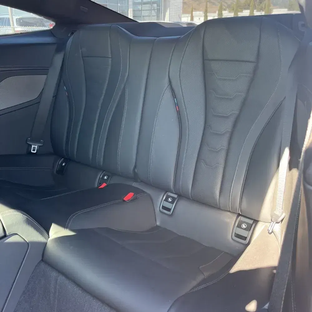 2023 BMW 8-Series M850xi