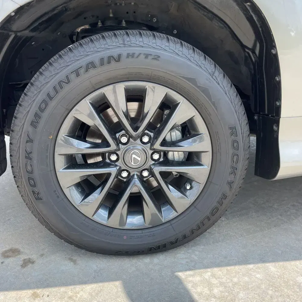 2023 Lexus GX 460 Base