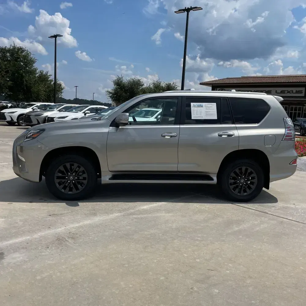 2023 Lexus GX 460 Base