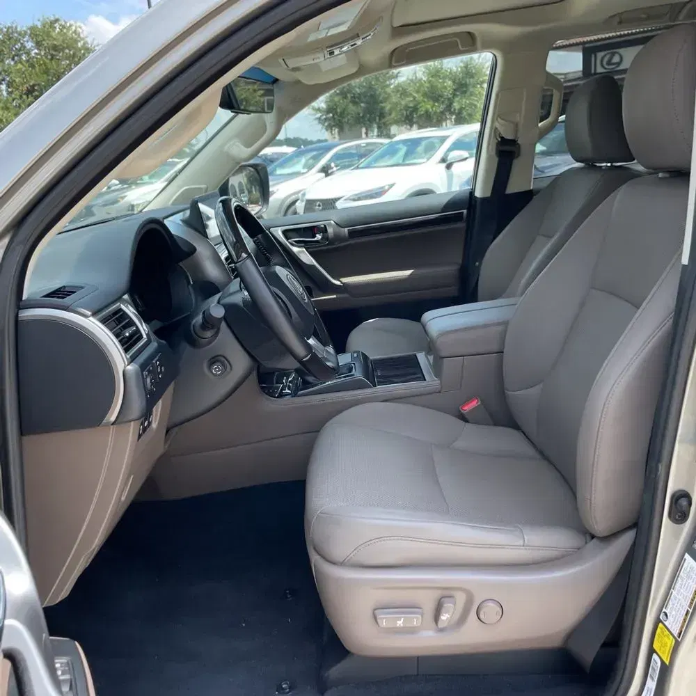 2023 Lexus GX 460 Base