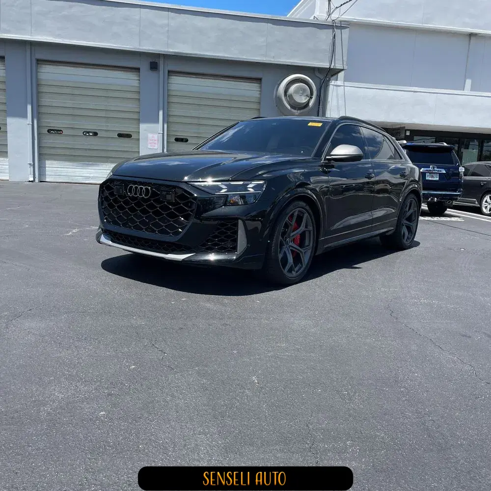 2025 Audi RS Q8 Performance
