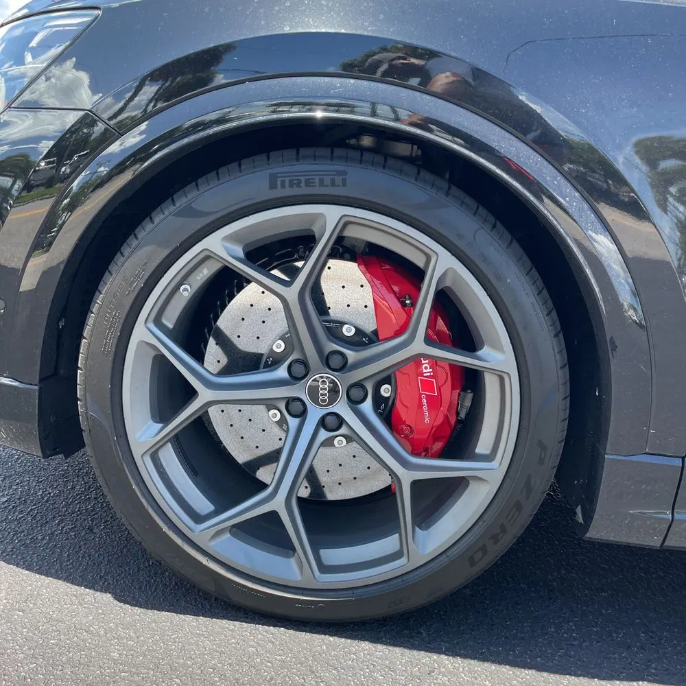 2025 Audi RS Q8 Performance