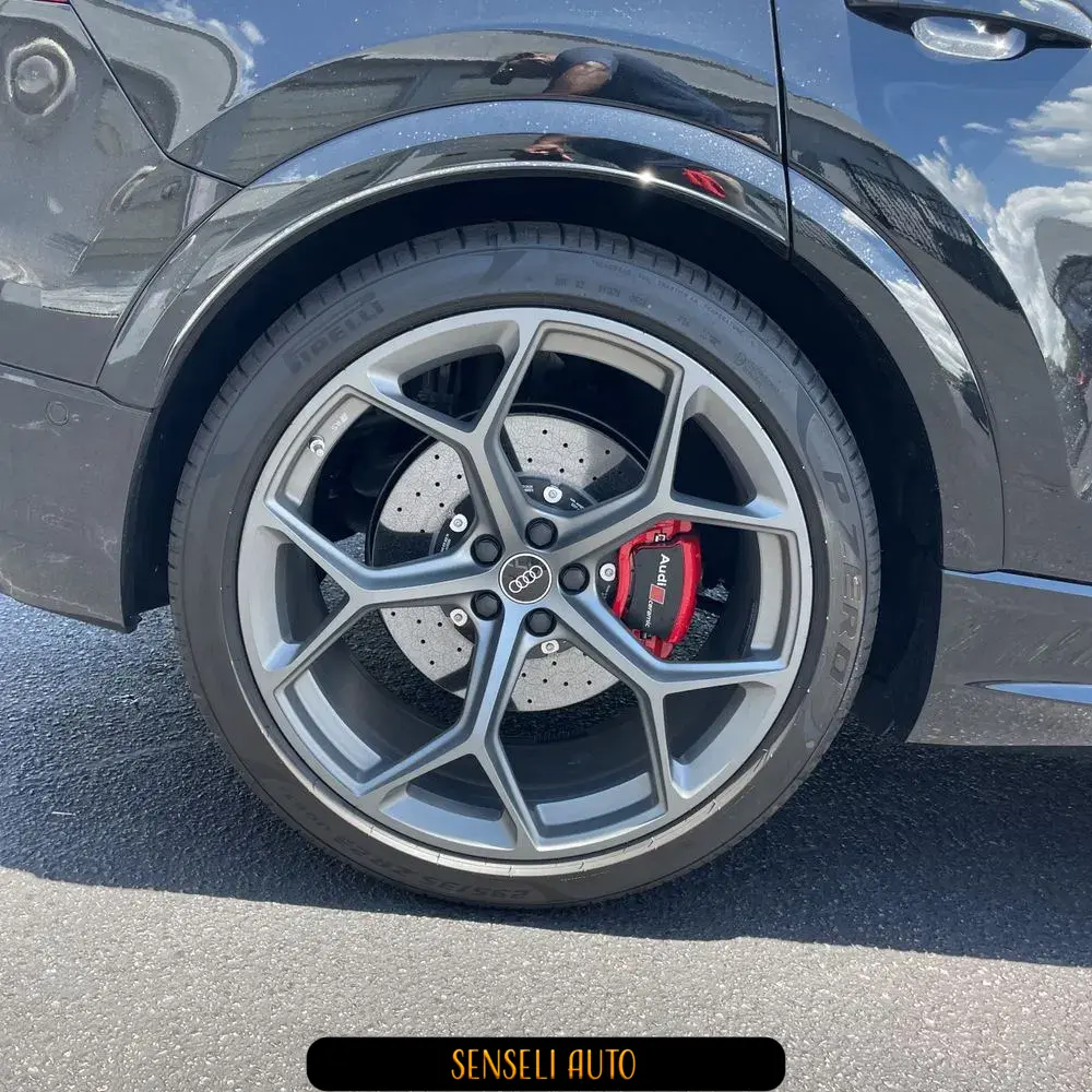2025 Audi RS Q8 Performance