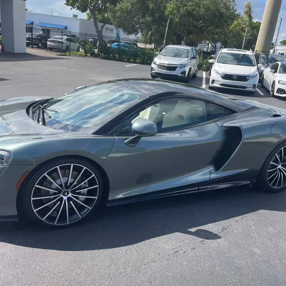 2020 Mclaren GT Base