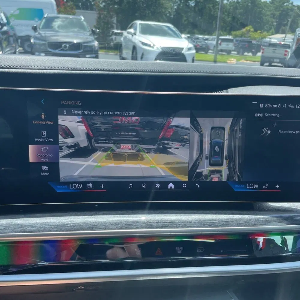 2023 BMW 7-Series 740i