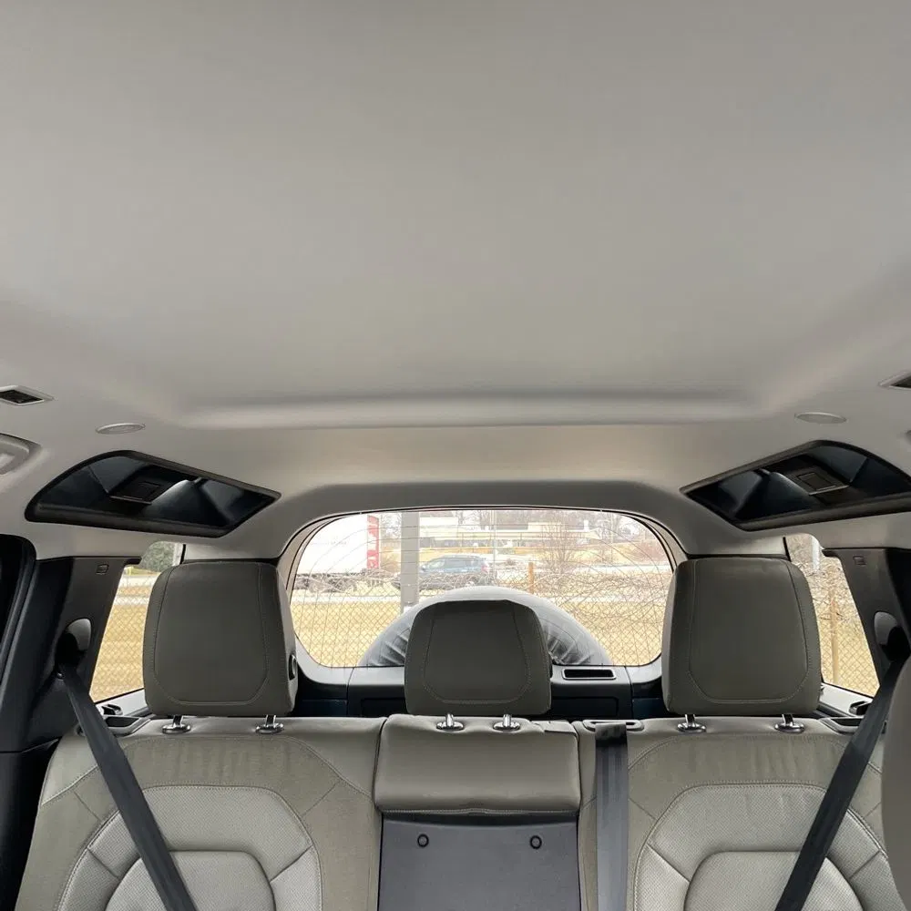 2020 Land Rover Defender 110 SE