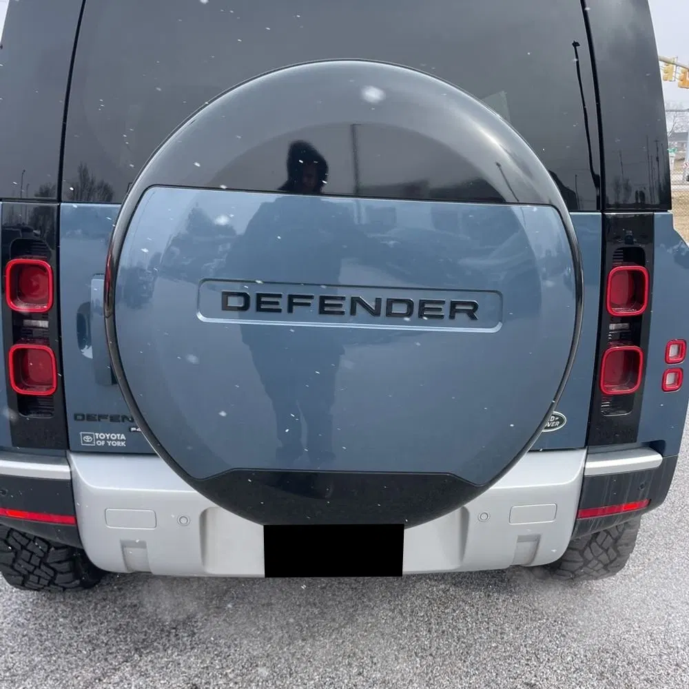 2020 Land Rover Defender 110 SE
