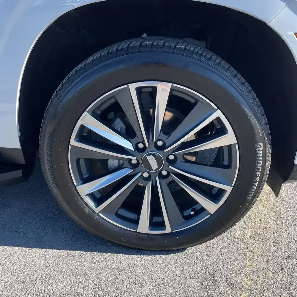 2025 Cadillac Escalade Sport