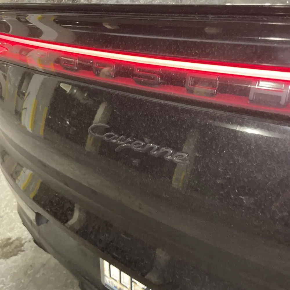 2023 Porsche Cayenne E-Hybrid Coupe Platinum Edition
