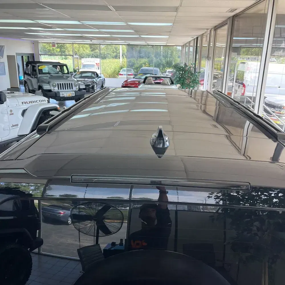 2023 Land Rover Defender 130 X-Dynamic SE