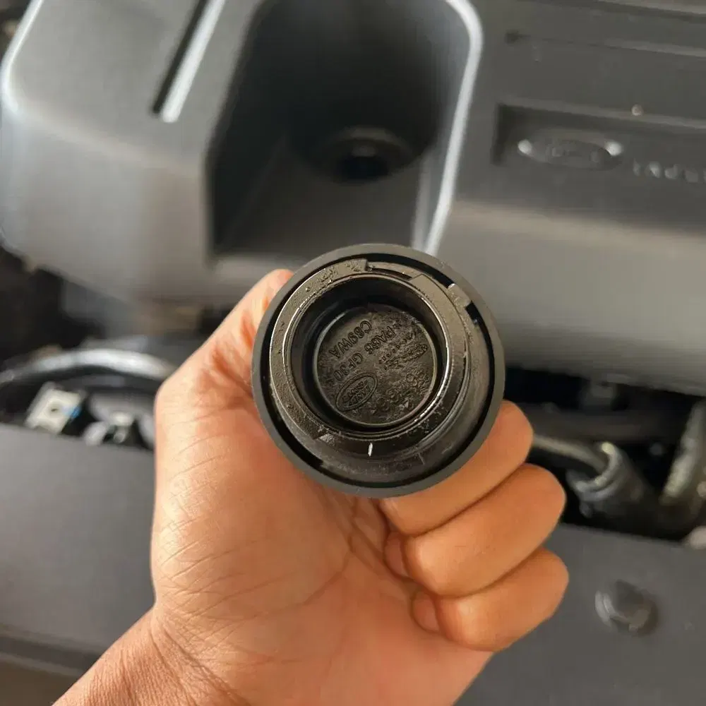 2023 Land Rover Defender 130 X-Dynamic SE