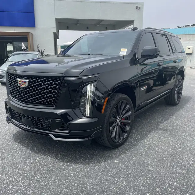 2025 Cadillac Escalade-V Base