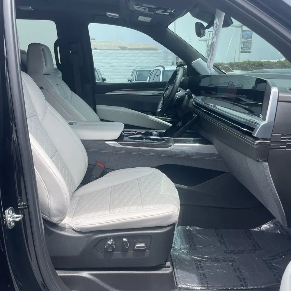 2025 Cadillac Escalade-V Base
