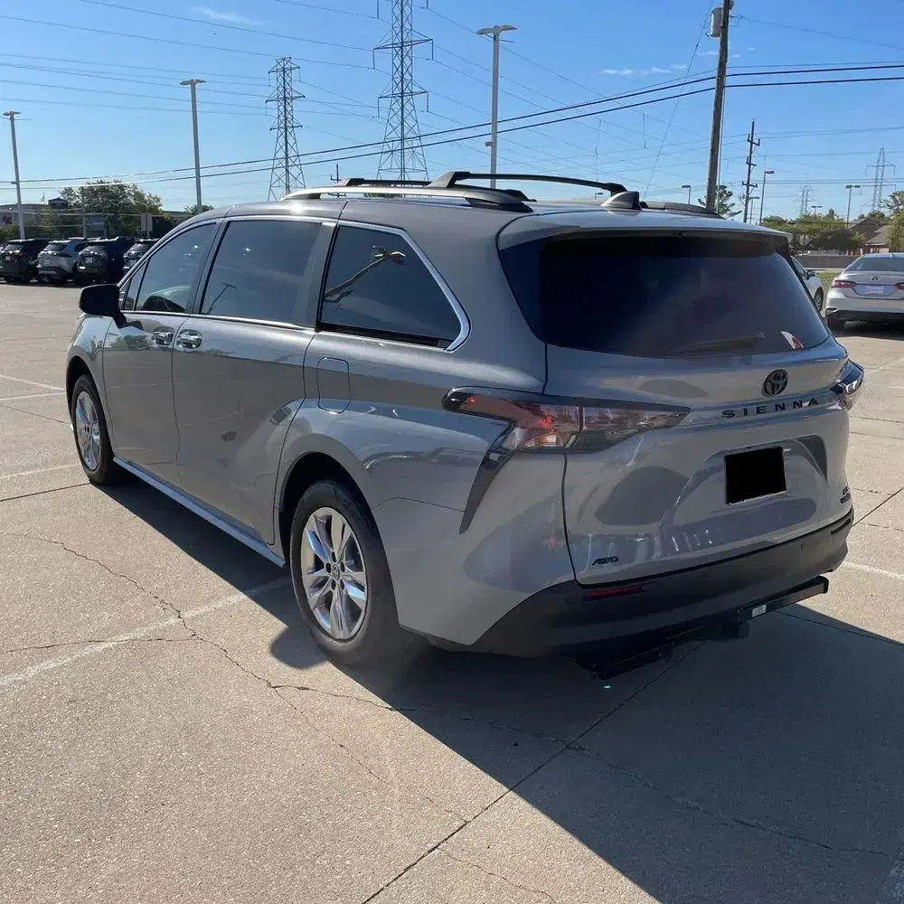 2023 Toyota Sienna Woodland Edition