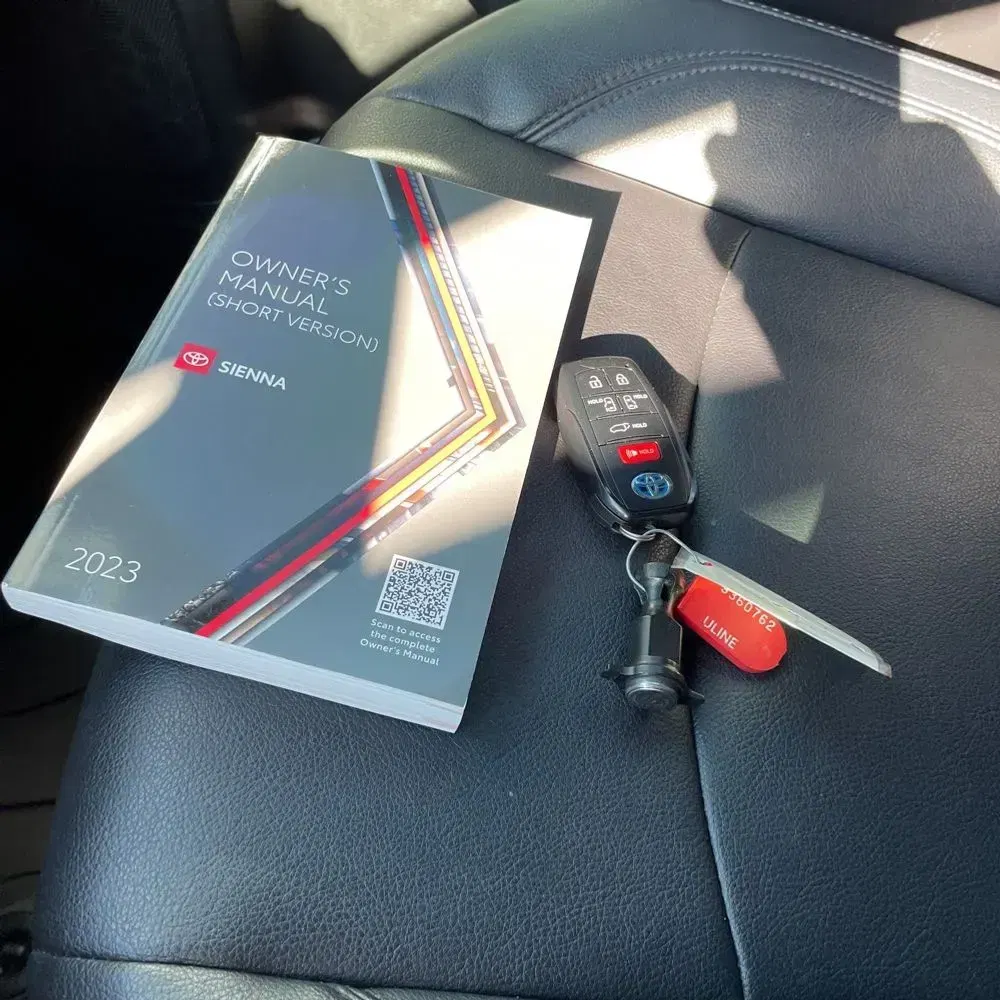 2023 Toyota Sienna Woodland Edition