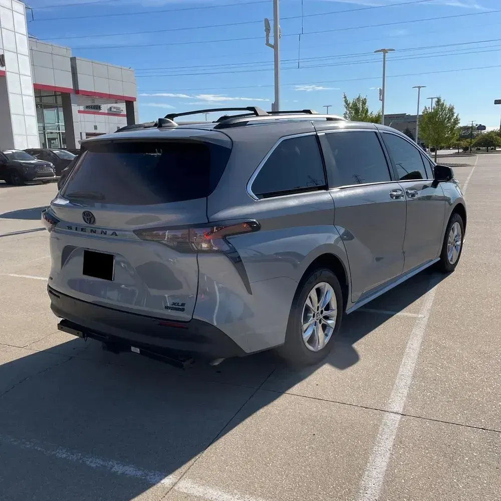 2023 Toyota Sienna Woodland Edition