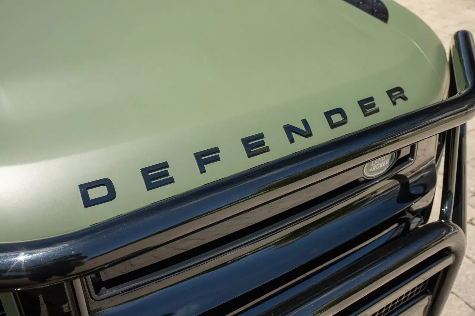 2022 Land Rover Defender 110 V8