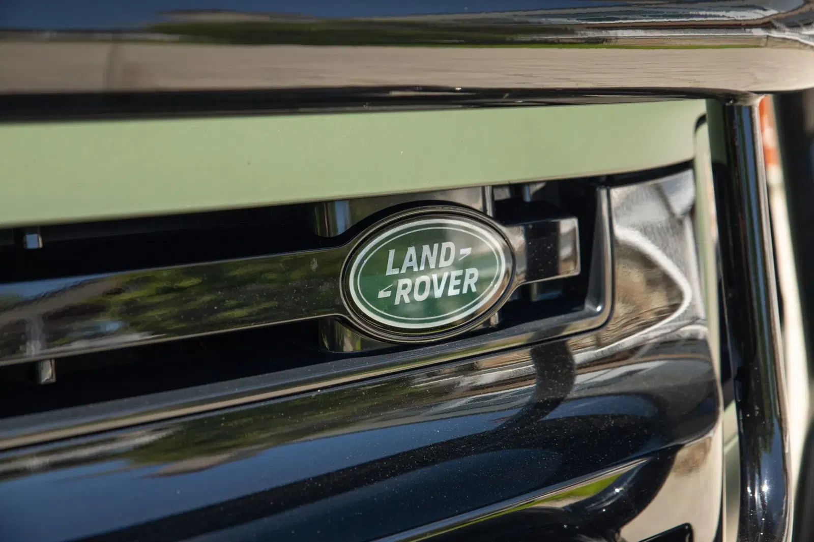 2022 Land Rover Defender 110 V8