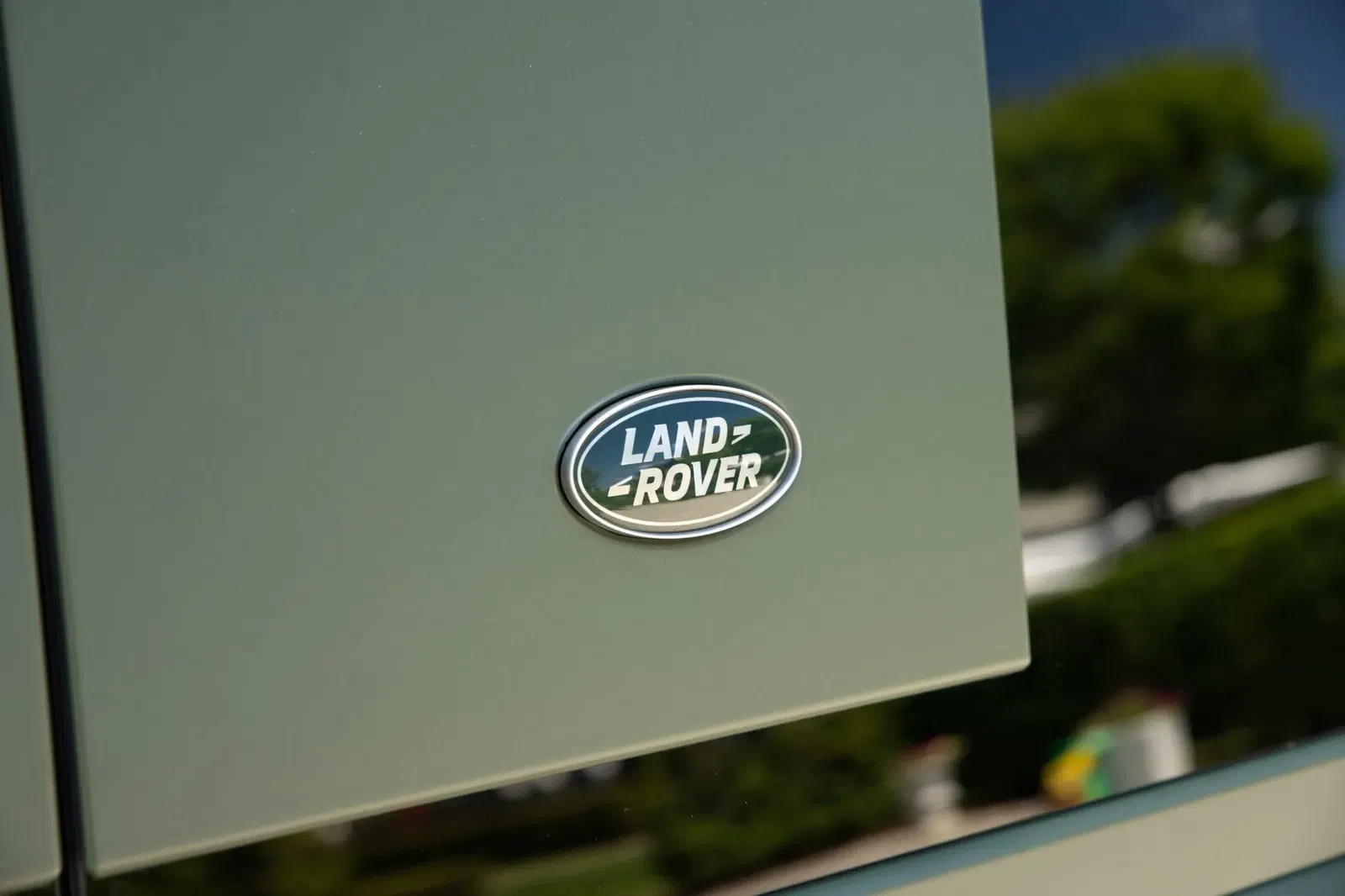 2022 Land Rover Defender 110 V8