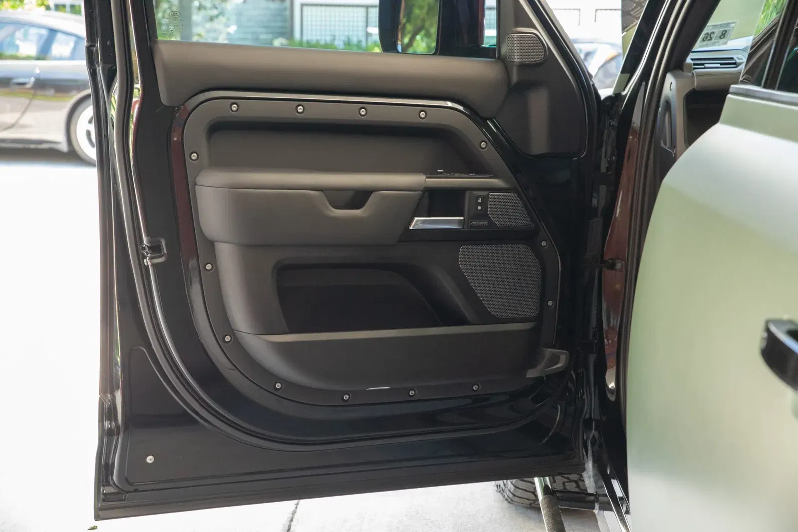 2022 Land Rover Defender 110 V8