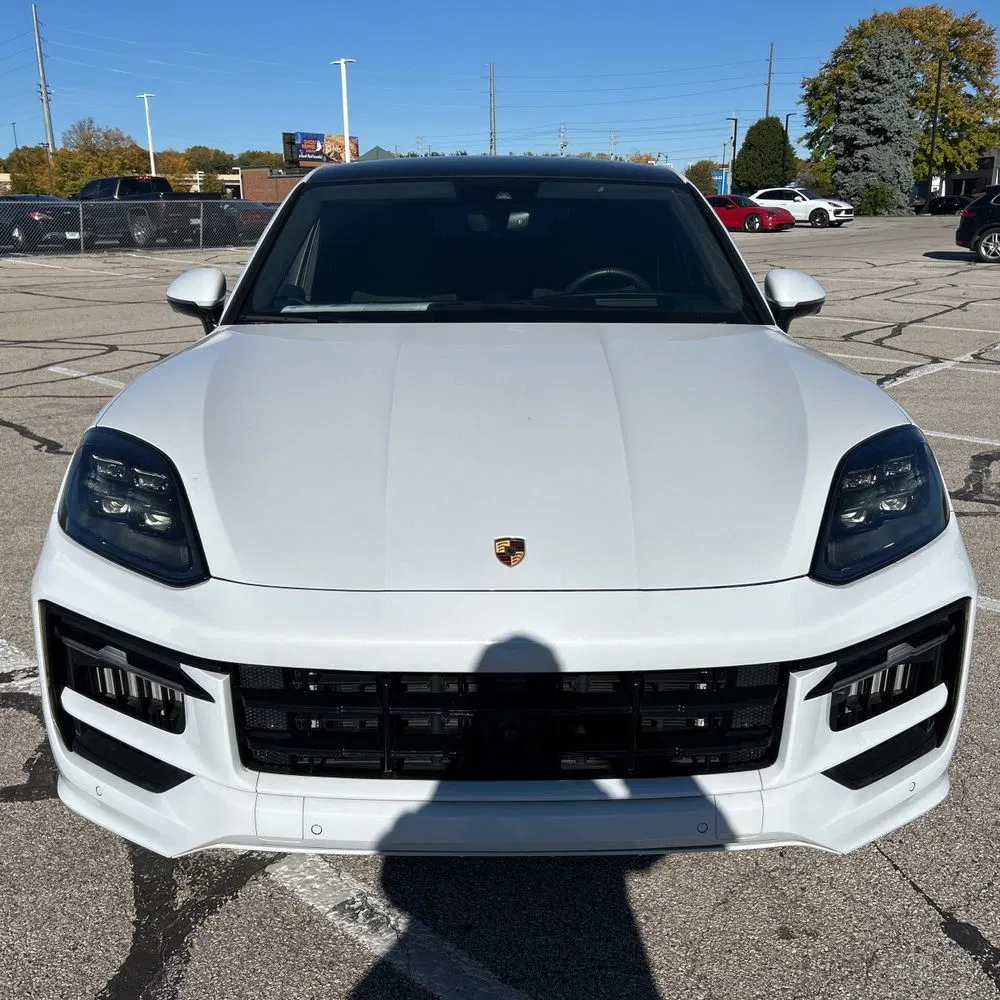 2025 Porsche Cayenne GTS