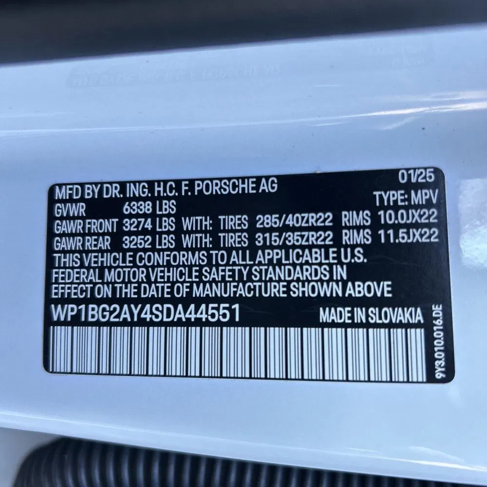 2025 Porsche Cayenne GTS