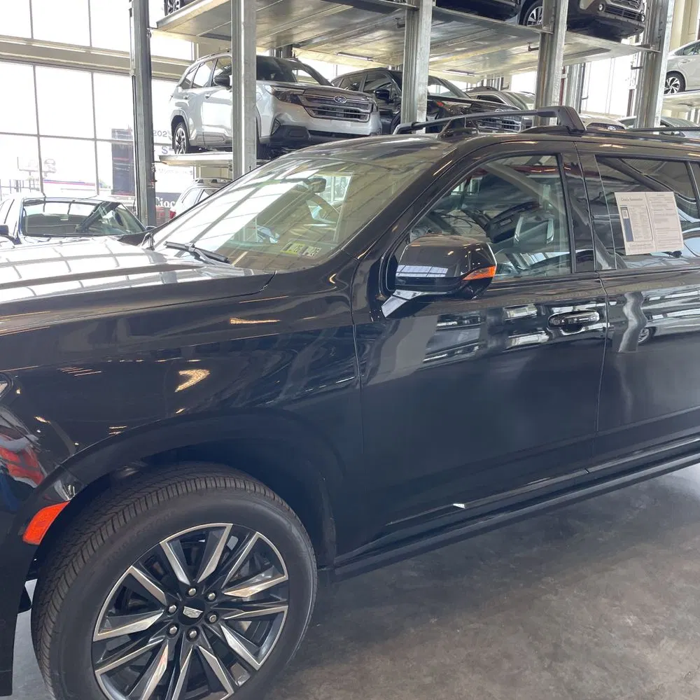 2023 Cadillac Escalade ESV Sport Platinum