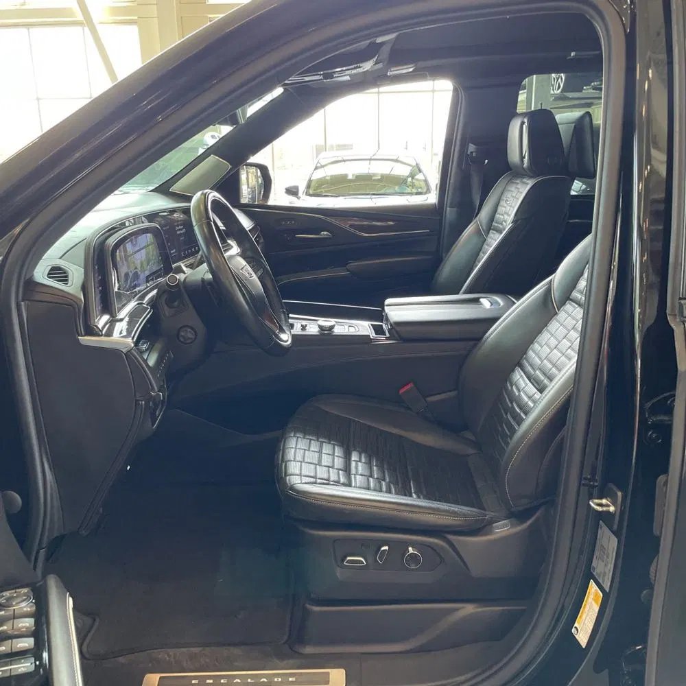 2023 Cadillac Escalade ESV Sport Platinum