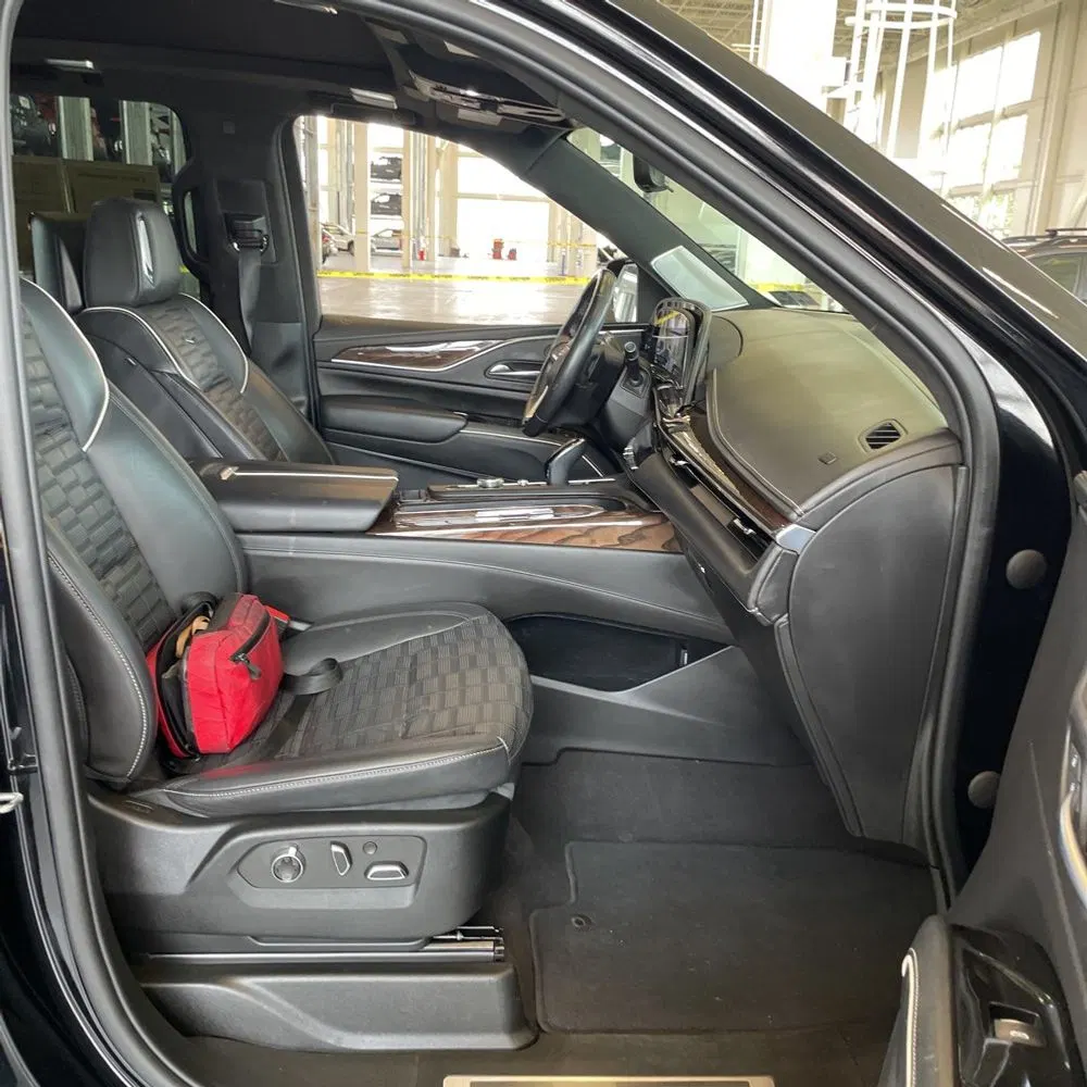 2023 Cadillac Escalade ESV Sport Platinum