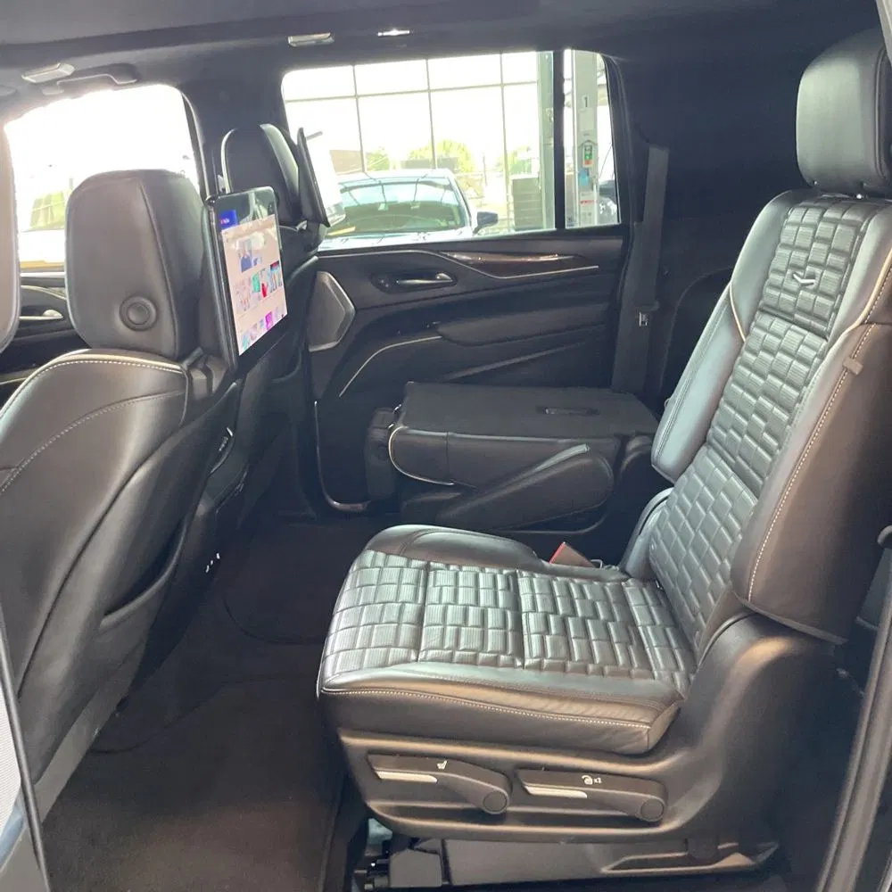 2023 Cadillac Escalade ESV Sport Platinum