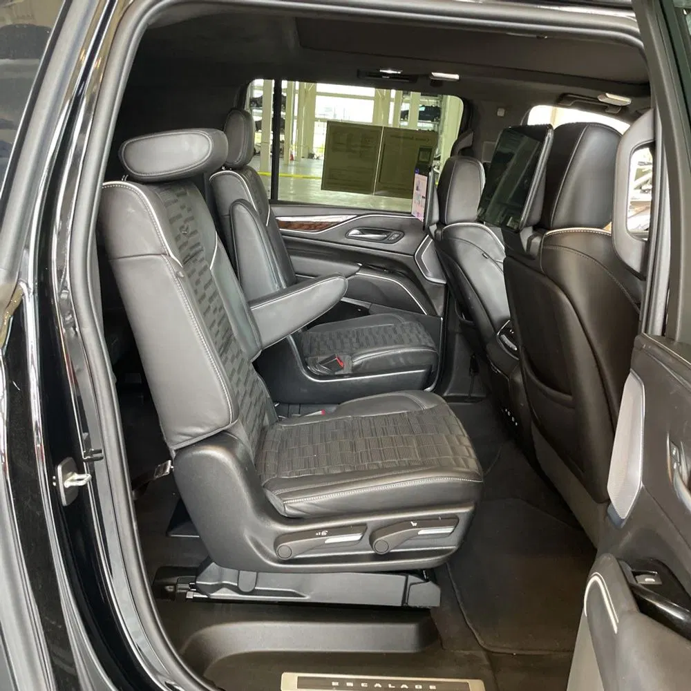 2023 Cadillac Escalade ESV Sport Platinum