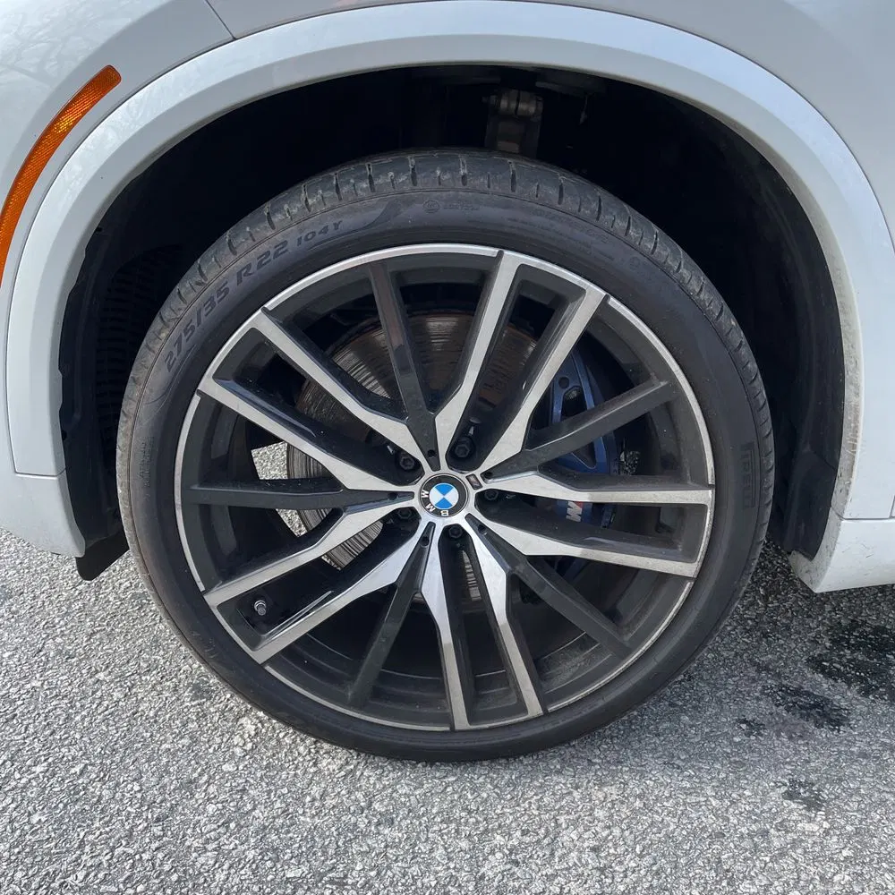 2024 BMW X5 M60i