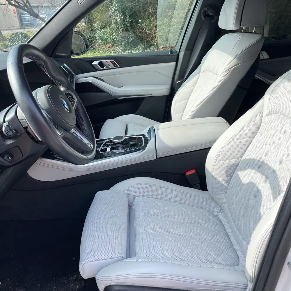 2024 BMW X5 M60i