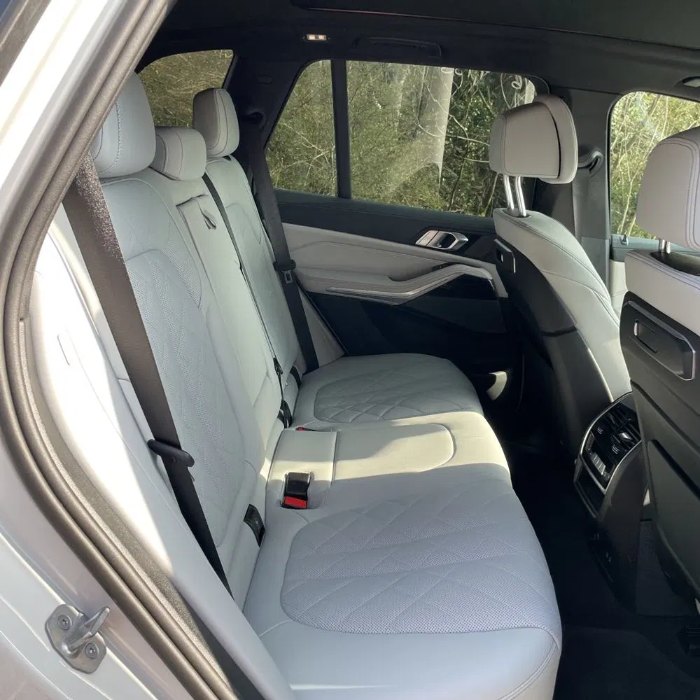 2024 BMW X5 M60i