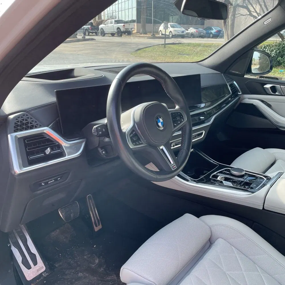 2024 BMW X5 M60i