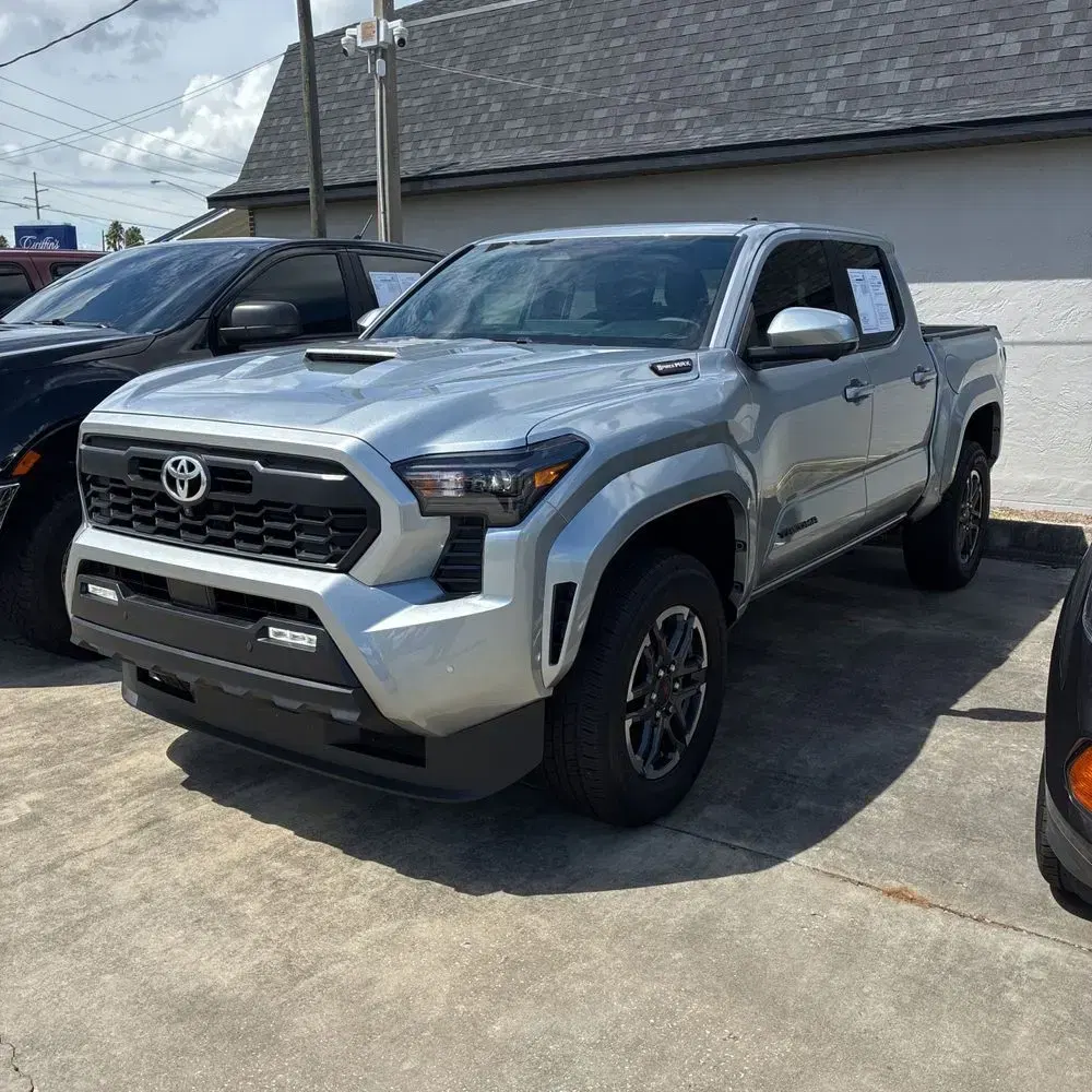 2025 Toyota Tacoma TRD Sport HV