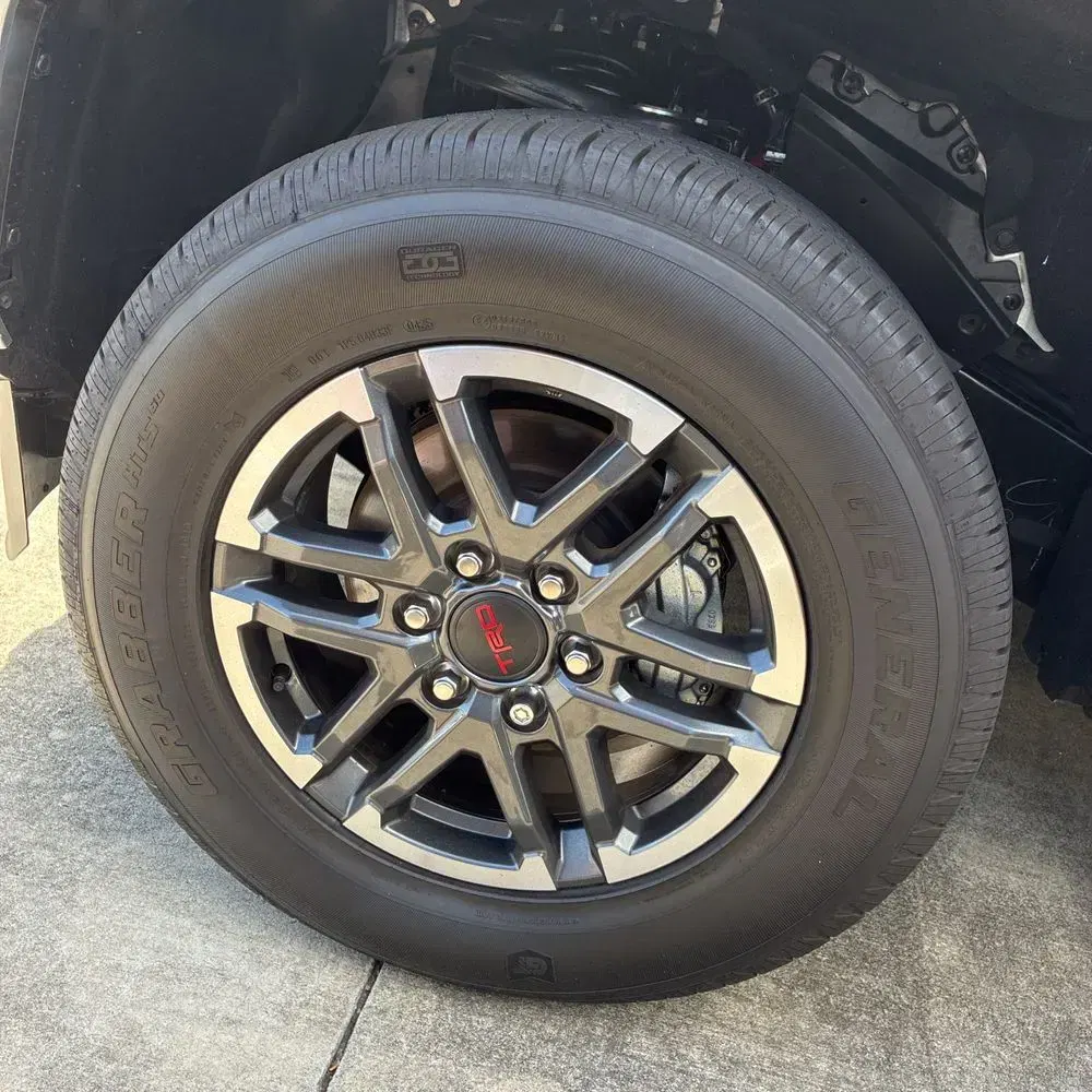 2025 Toyota Tacoma TRD Sport HV