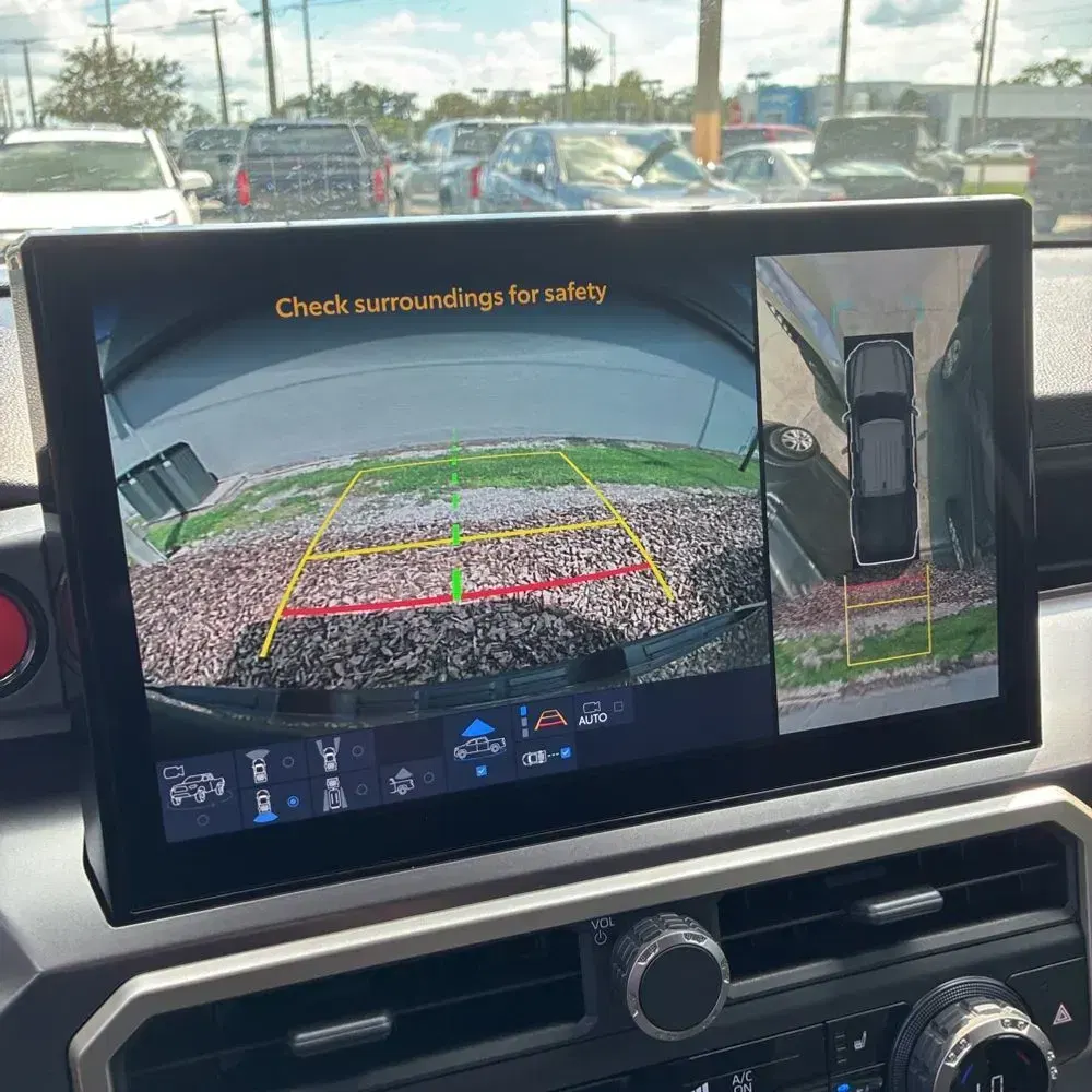 2025 Toyota Tacoma TRD Sport HV