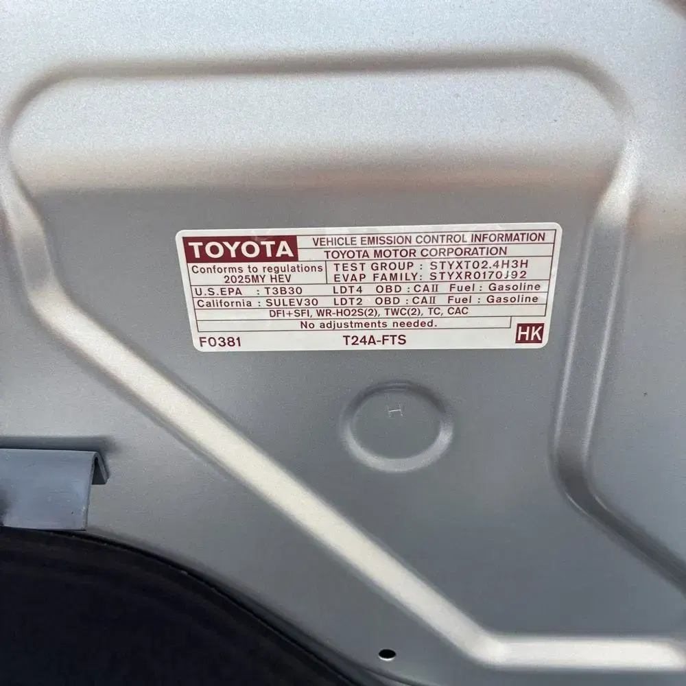 2025 Toyota Tacoma TRD Sport HV