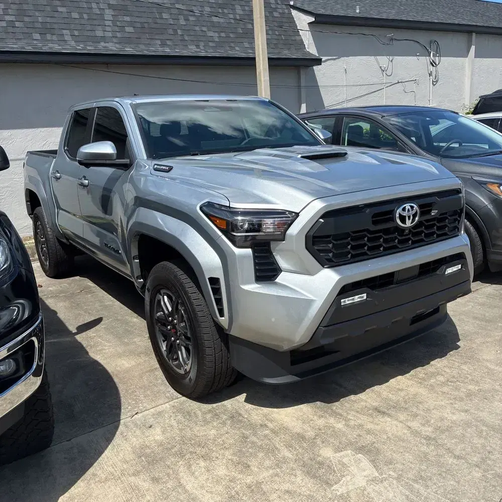 2025 Toyota Tacoma TRD Sport HV