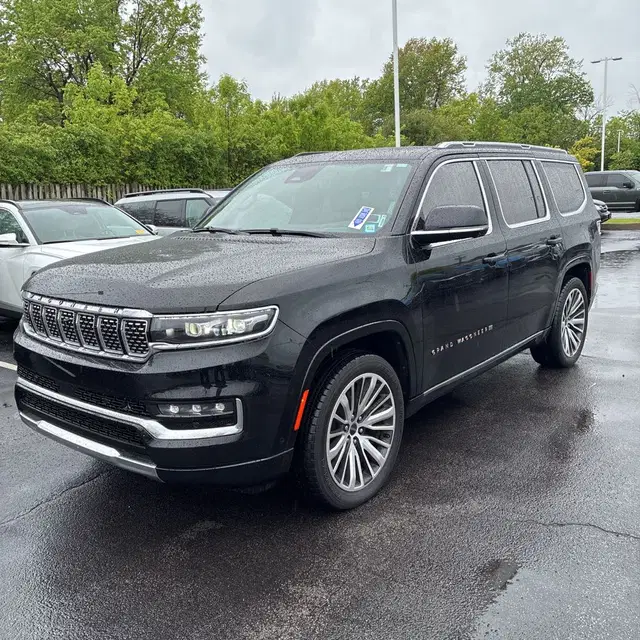 2022 Jeep Grand Wagoneer Series III