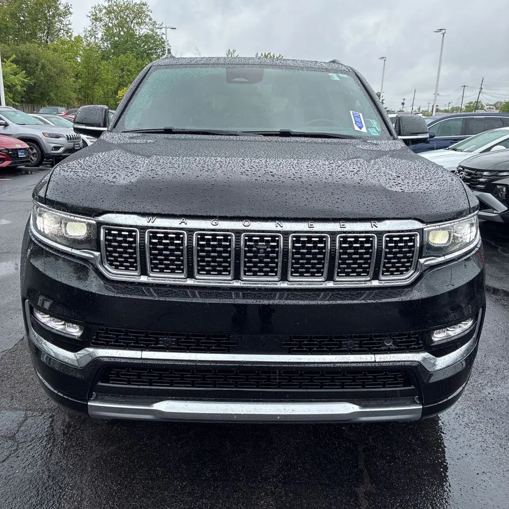 2022 Jeep Grand Wagoneer Series III