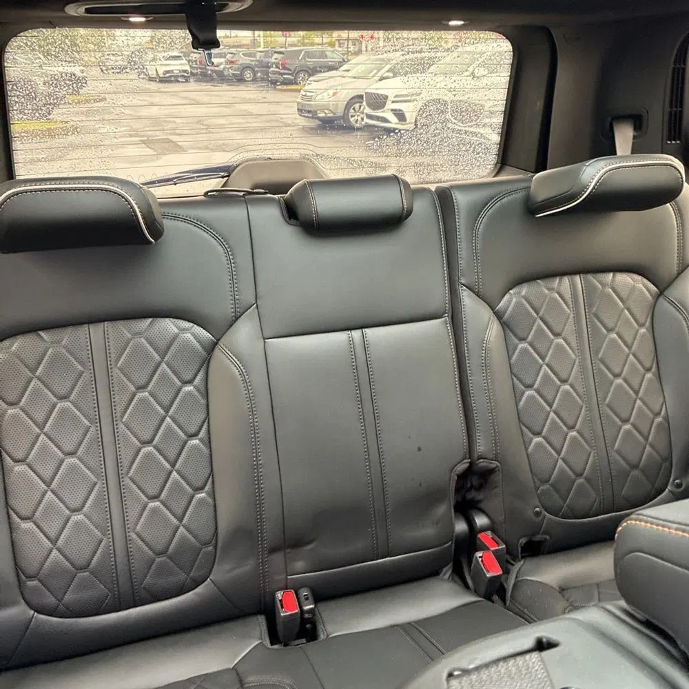 2022 Jeep Grand Wagoneer Series III
