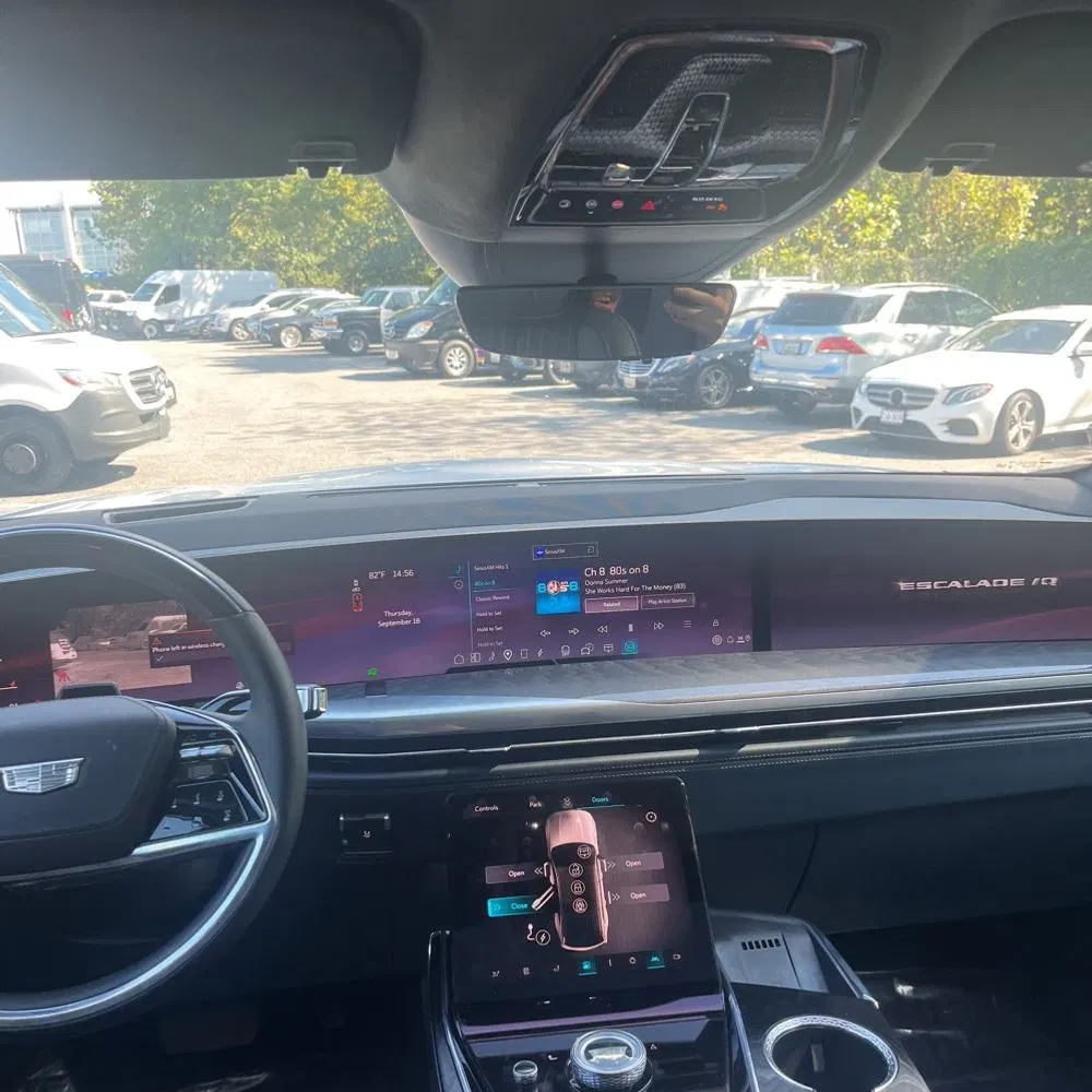 2025 Cadillac Escalade IQ Sport 2