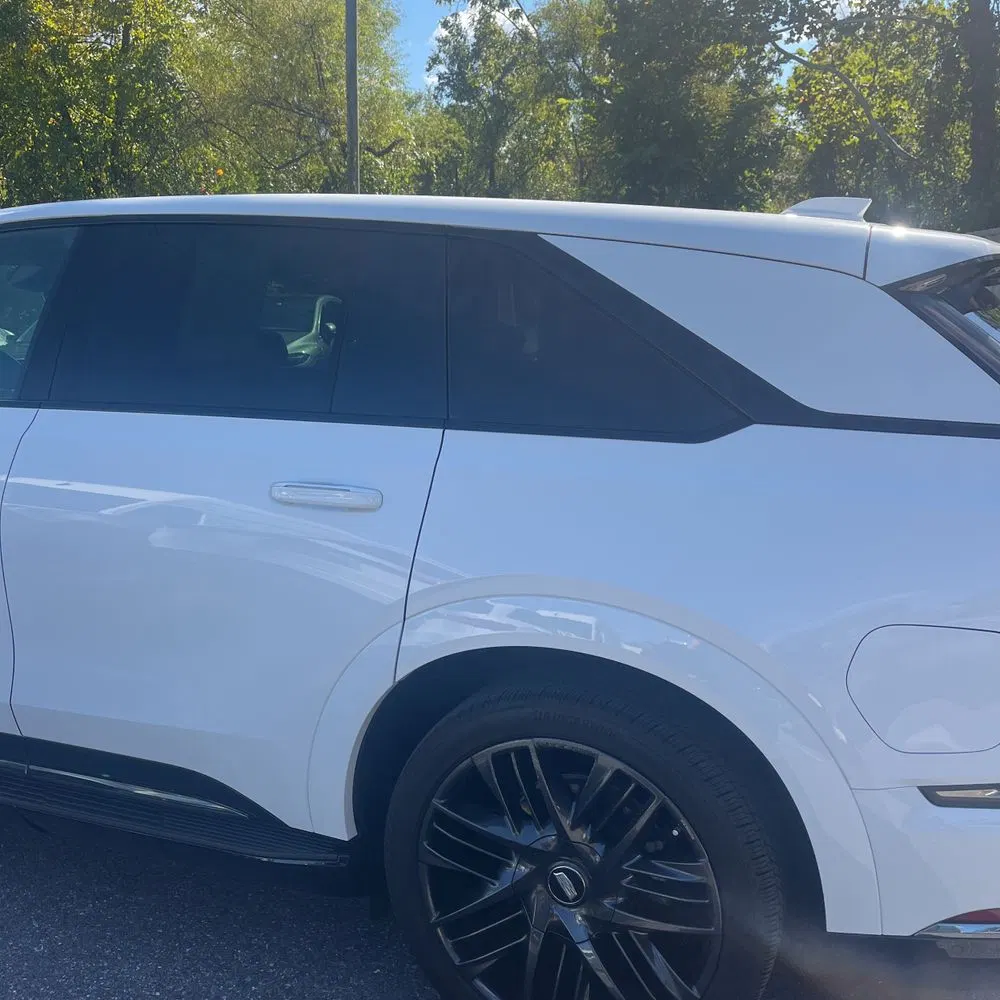 2025 Cadillac Escalade IQ Sport 2