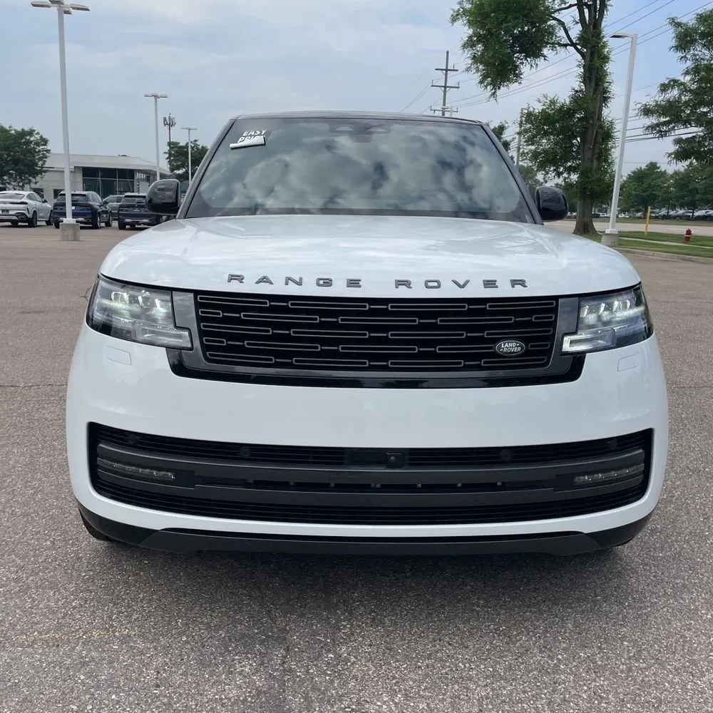 2025 Land Rover Range Rover P400 SE