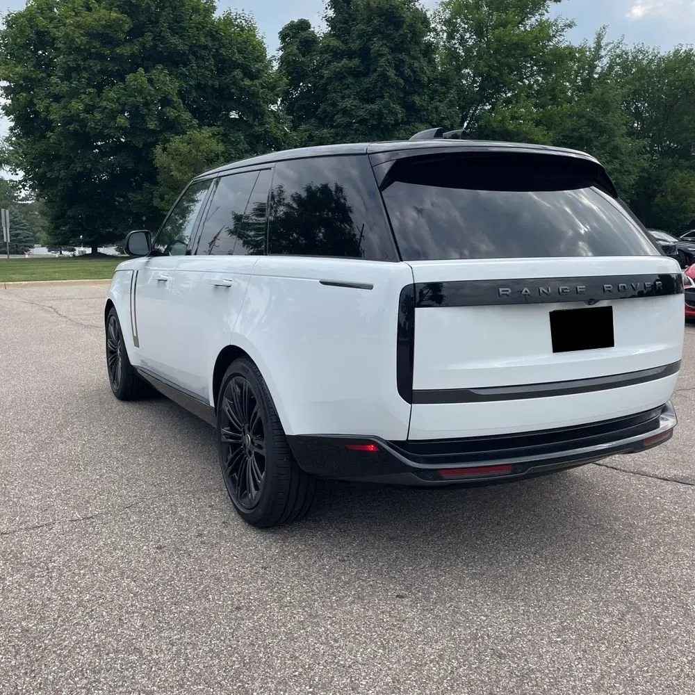 2025 Land Rover Range Rover P400 SE