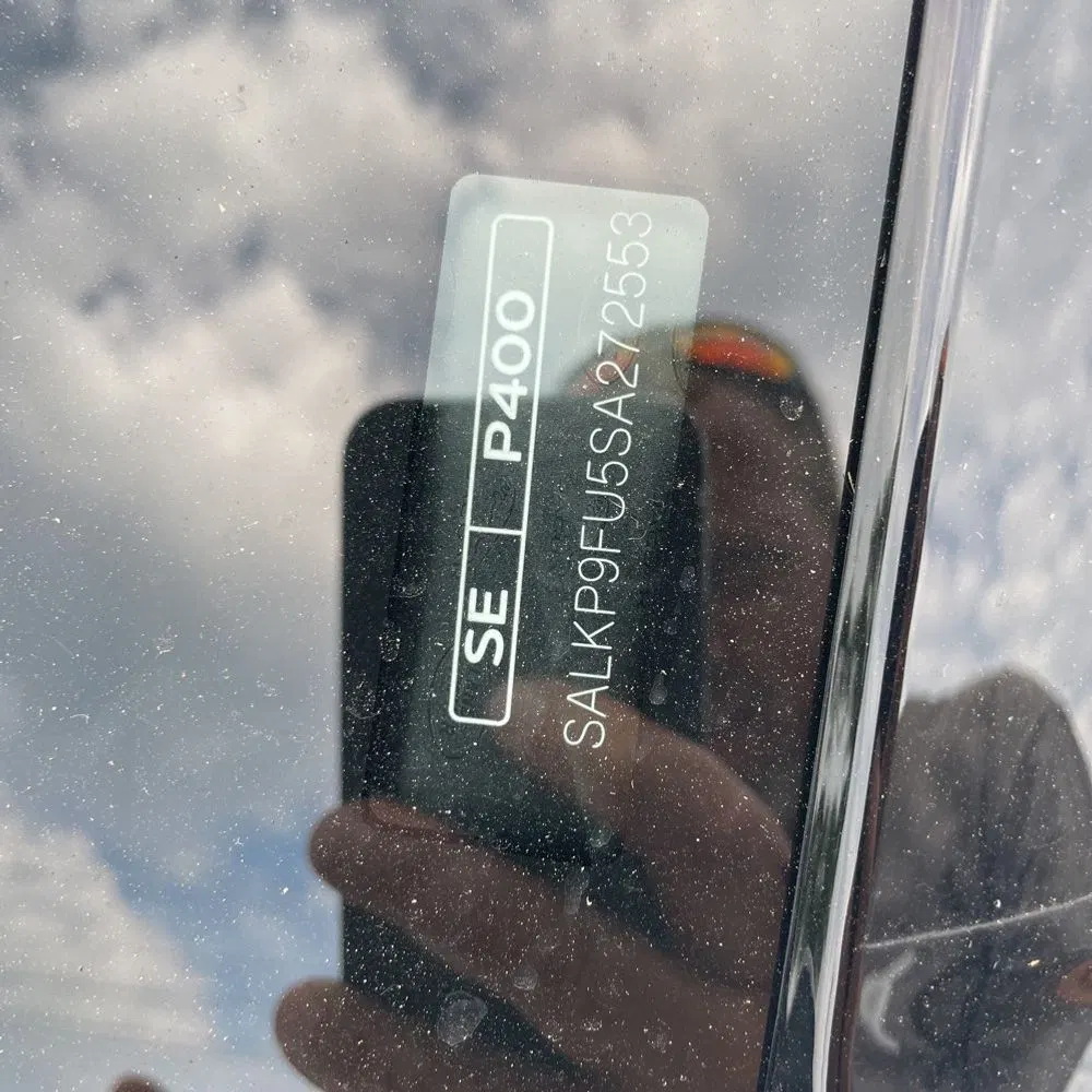 2025 Land Rover Range Rover P400 SE